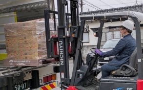 製品の積み込み